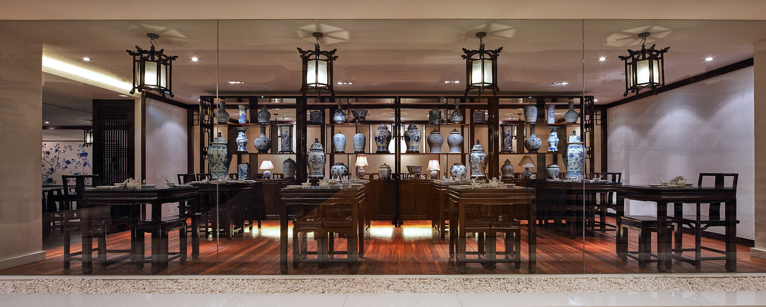 Traditional Chinese interior ambiance with vintage decor at Soup Restaurant.